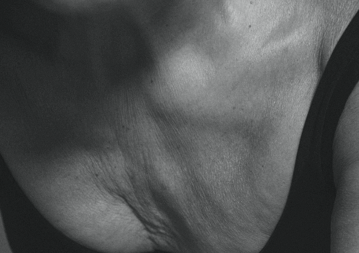 CUIDADOS DE LA PIEL DEL CUELLO Y DEL ESCOTE