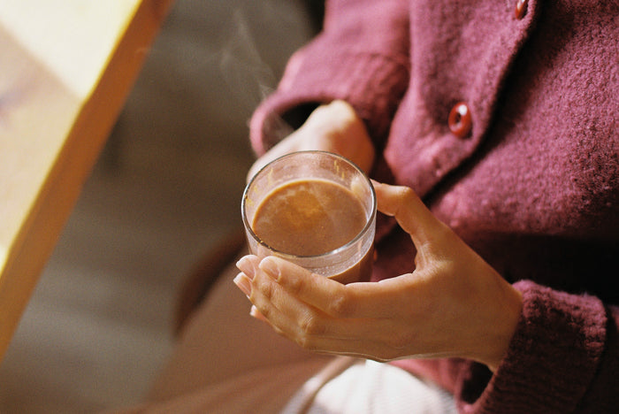 LATTE DE CHOCOLATE, CHILE Y CANELA
