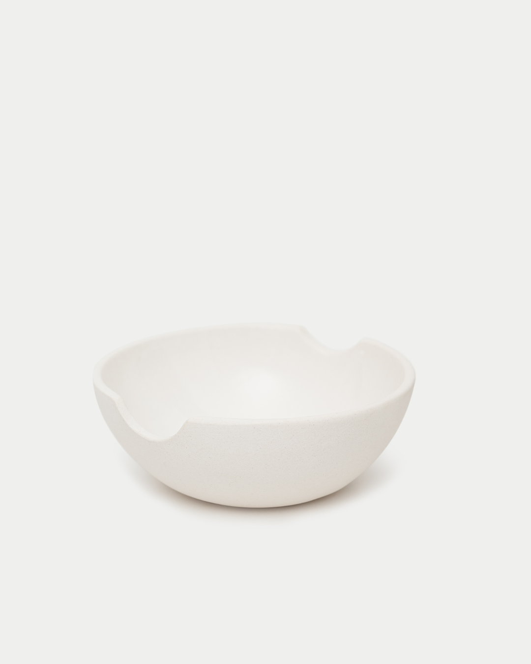 2-004 Porcelain bowl